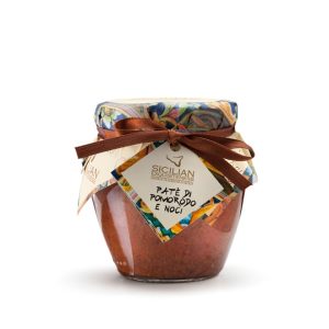 Paté Tomaten und Nüsse